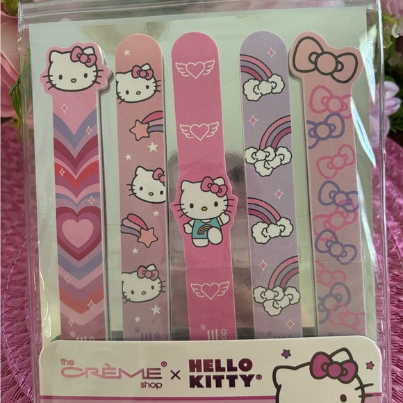 The Creme Shop x Hello Kitty Y2K Collection Totally Cute! Nail Files Set of 5 - Picture 2 of 9